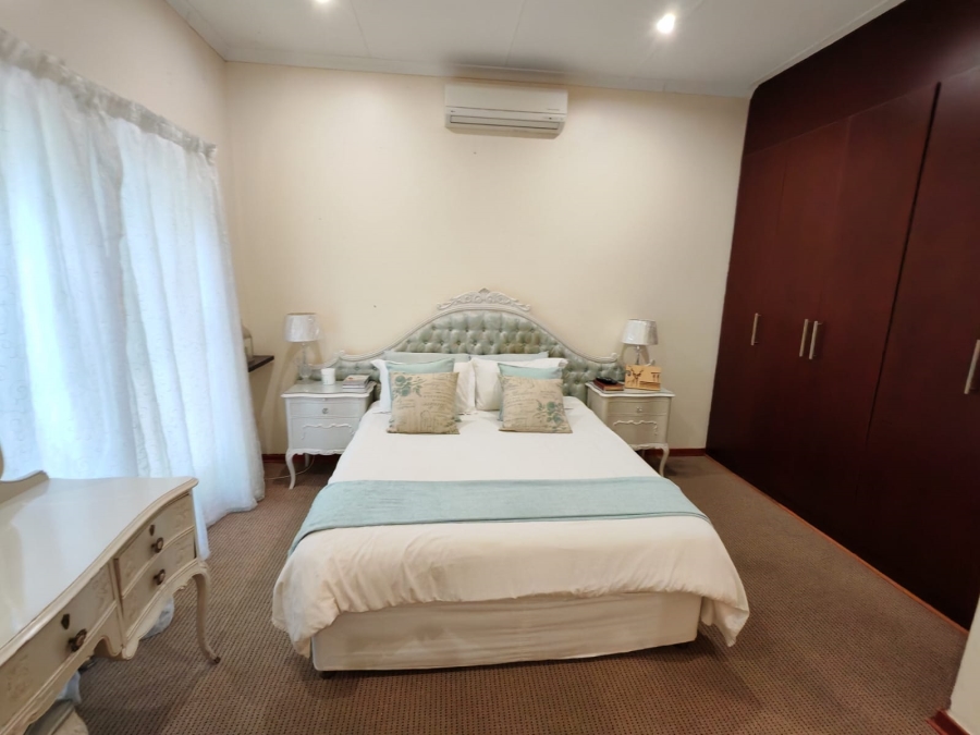 3 Bedroom Property for Sale in Safari Gardens North West
